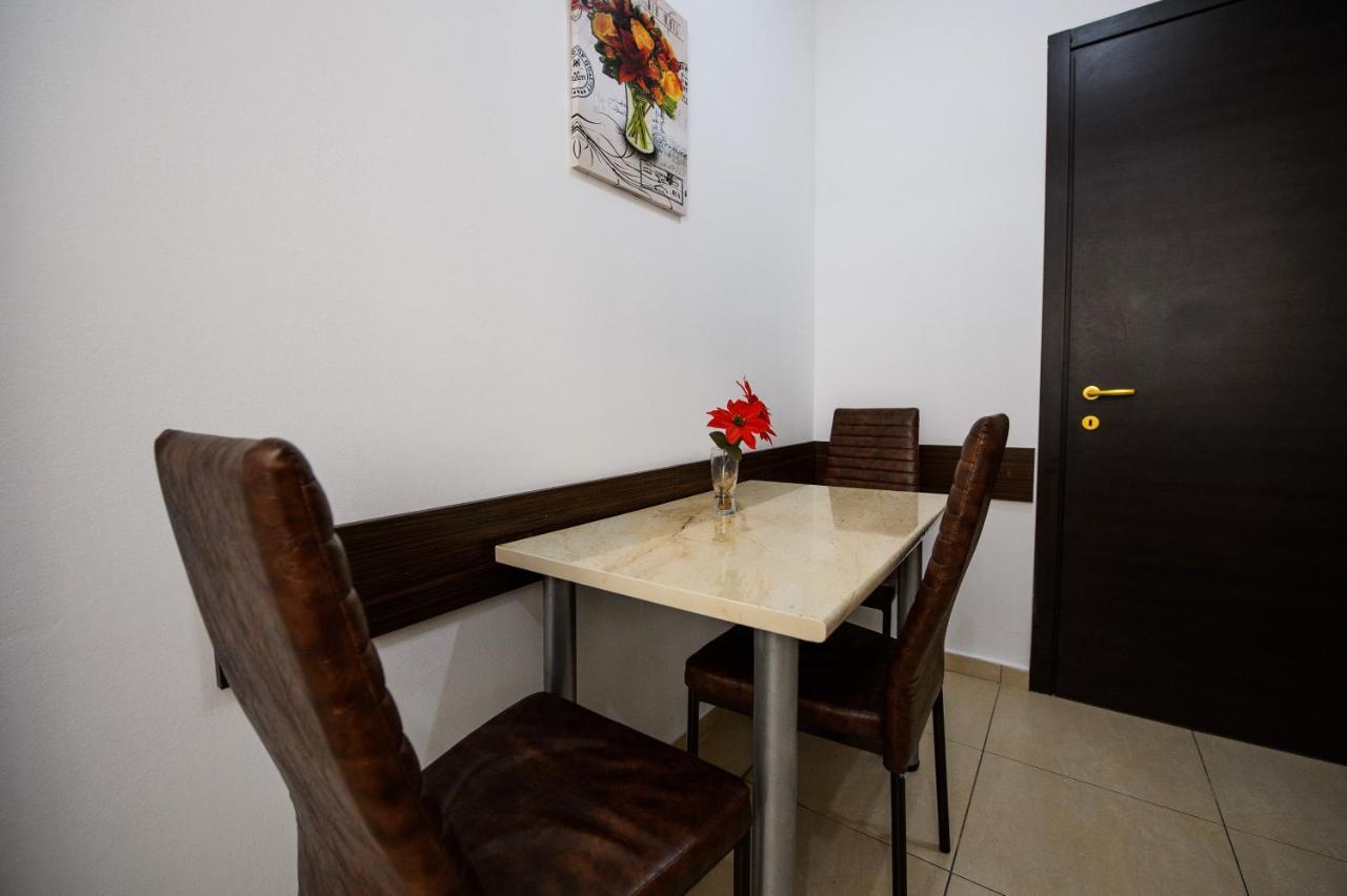 Summerland Relax Apartments Мамая Екстер'єр фото